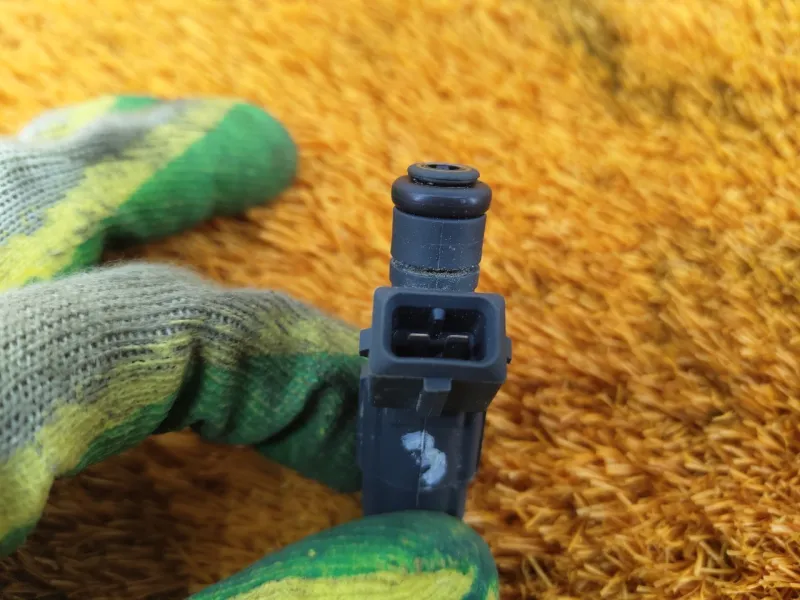 Форсунка топливная