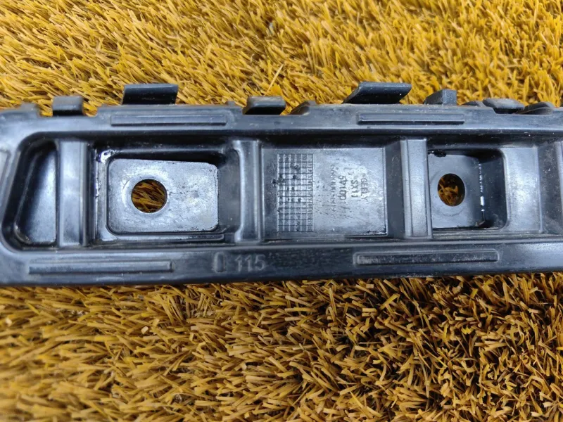 Крепление бампера