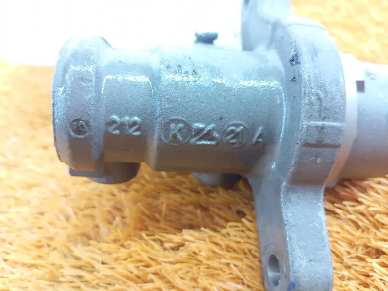 Главный тормозной цилиндр