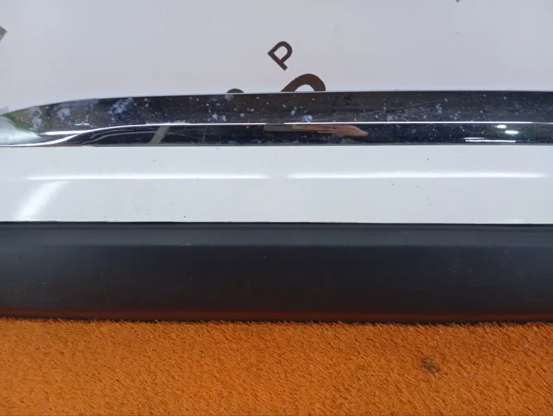 Молдинг двери