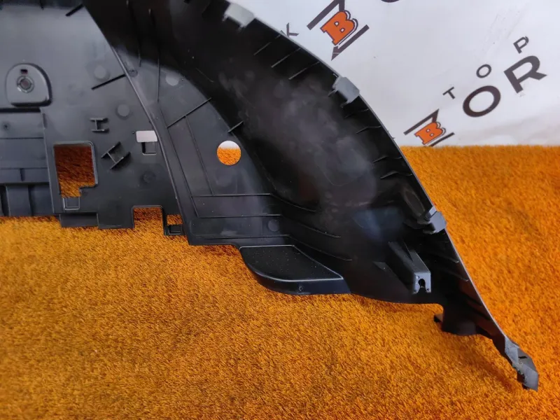 Обшивка багажника