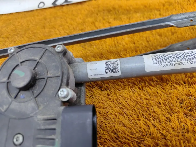 Трапеция дворников