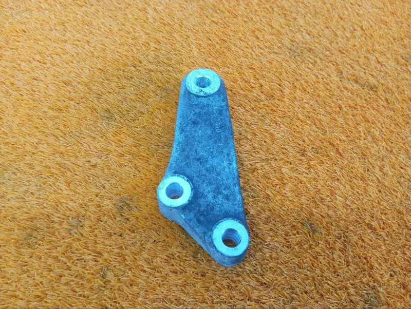 Кронштейн редуктора