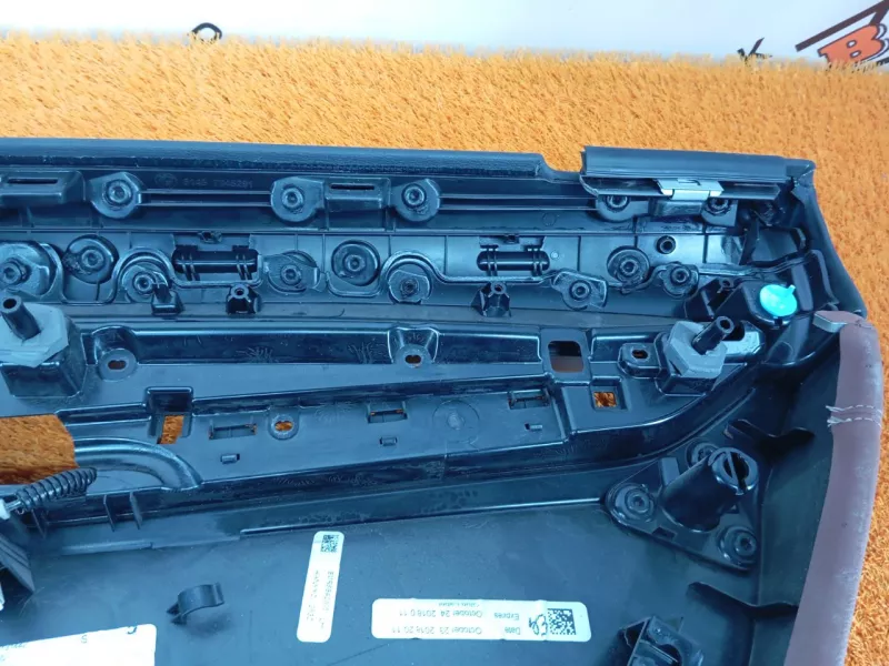 Обшивка двери