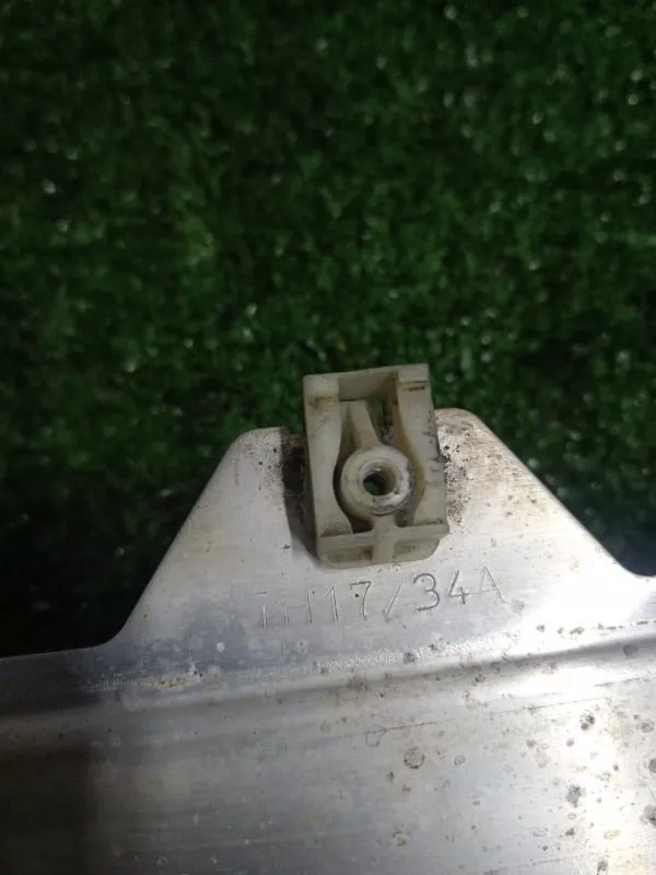 Кронштейн кузова BMW X3 2017 51717430818 G01 B47