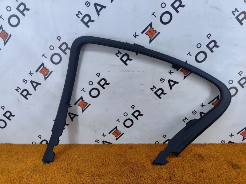 Молдинг двери