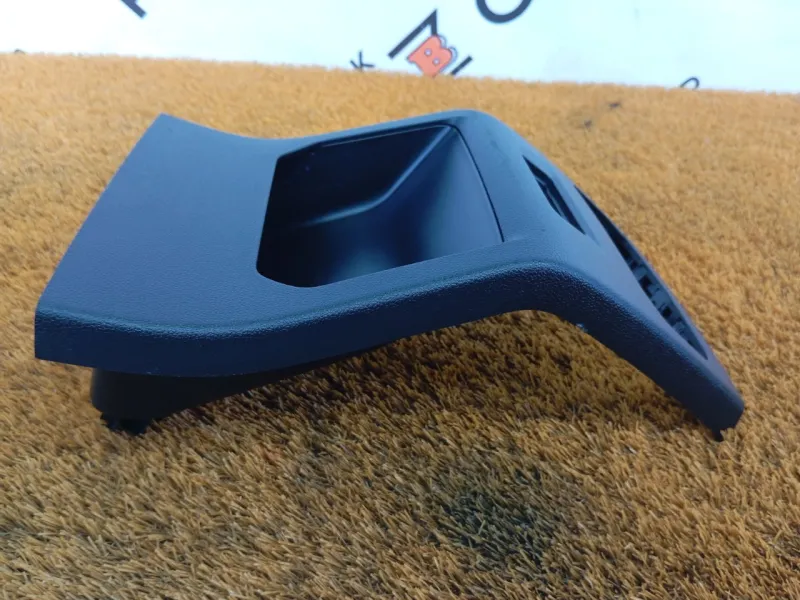 Накладка центральной консоли