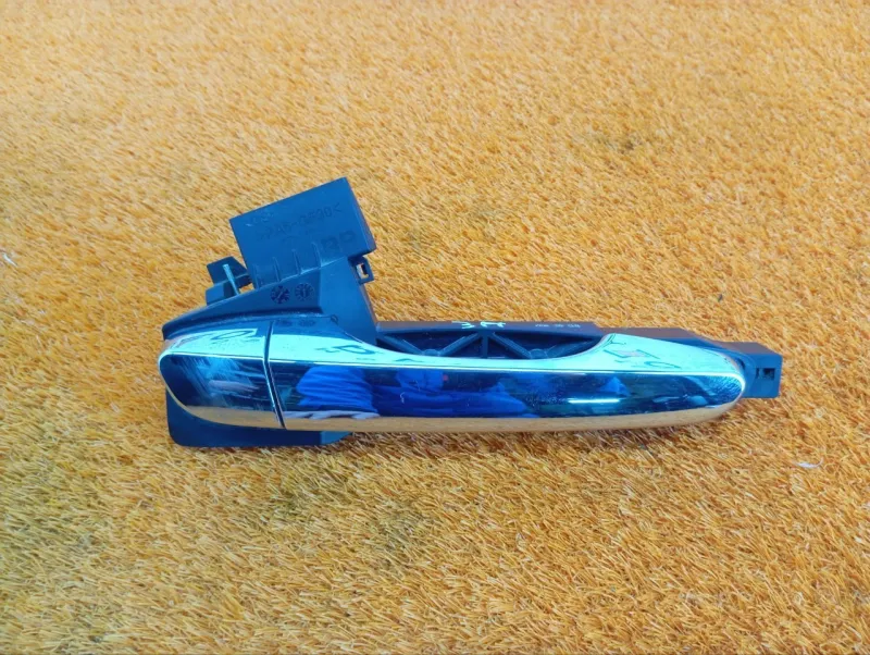 Ручка двери наружняя