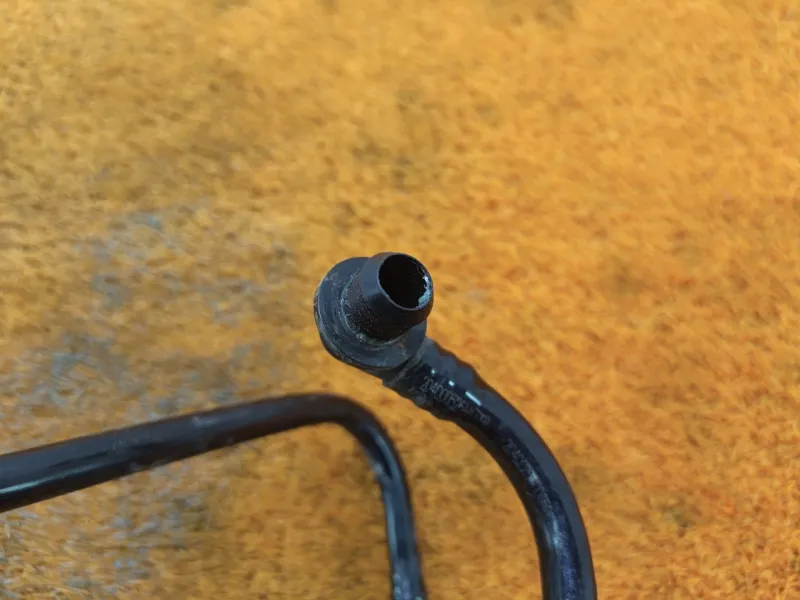 Трубка вакуумная