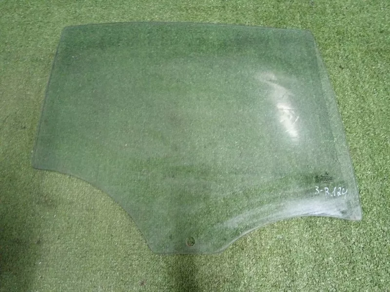 Стекло двери BMW 5-Series 2009 51357182118 F10/F11, заднее правое