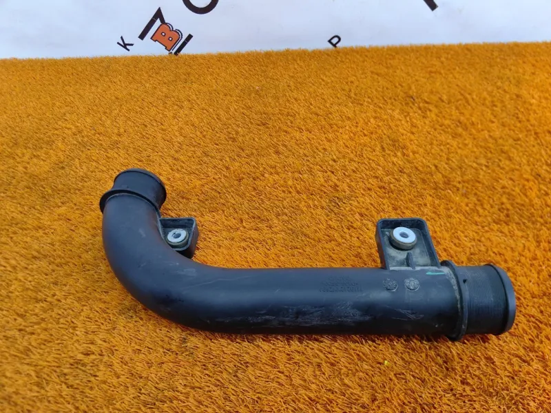 Патрубок интеркулера