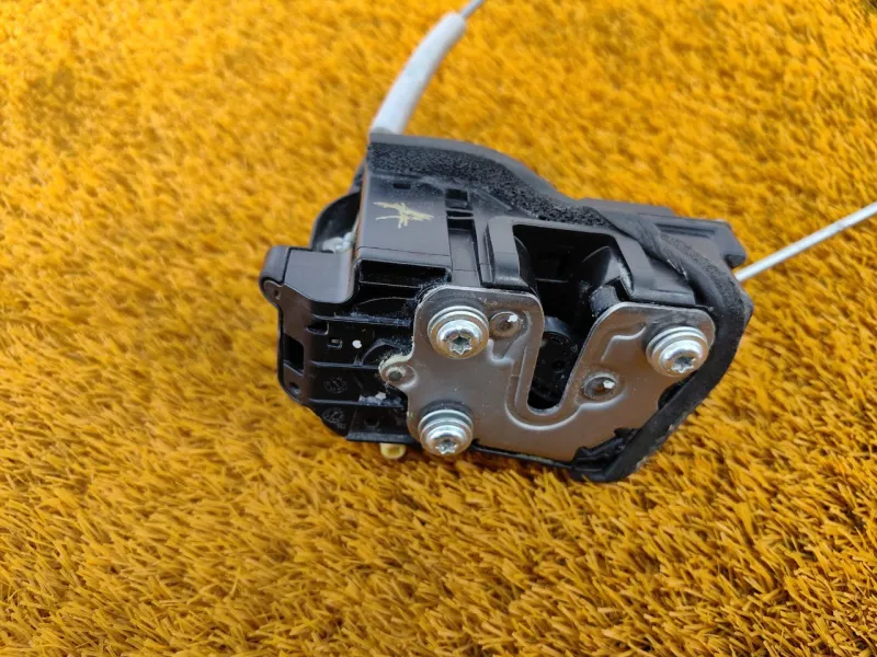 Замок двери