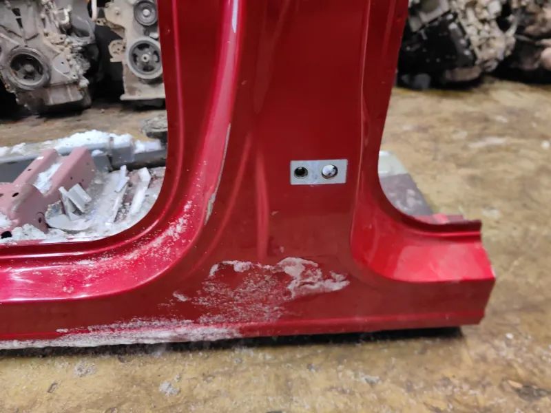 Порог с центральной стойкой