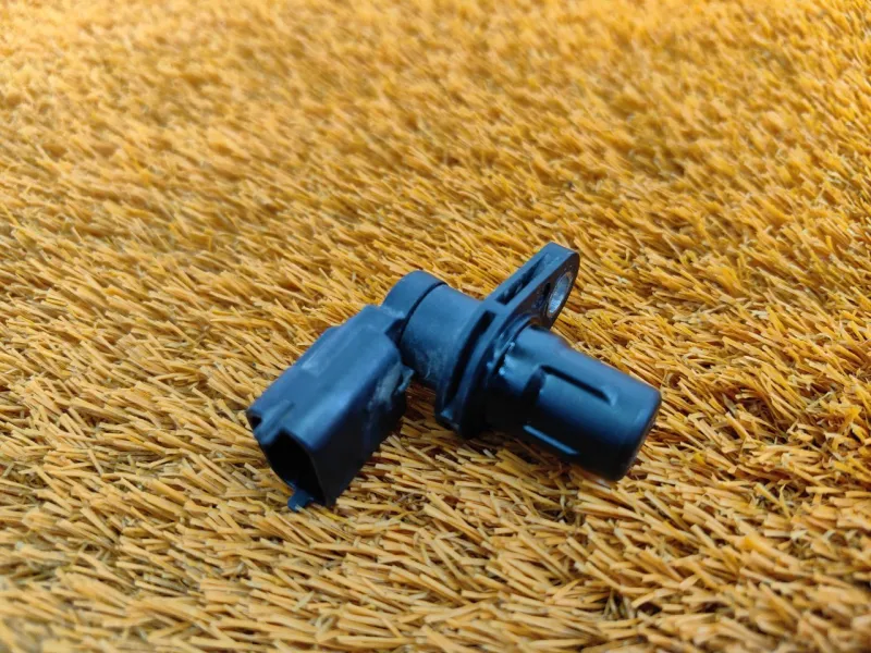 Датчик положения распредвала