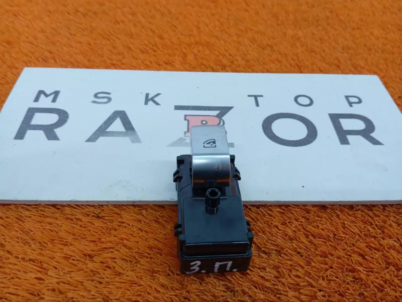 Кнопка стеклоподъемника