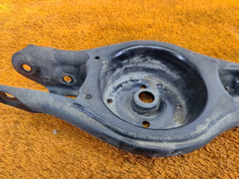 Рычаг подвески