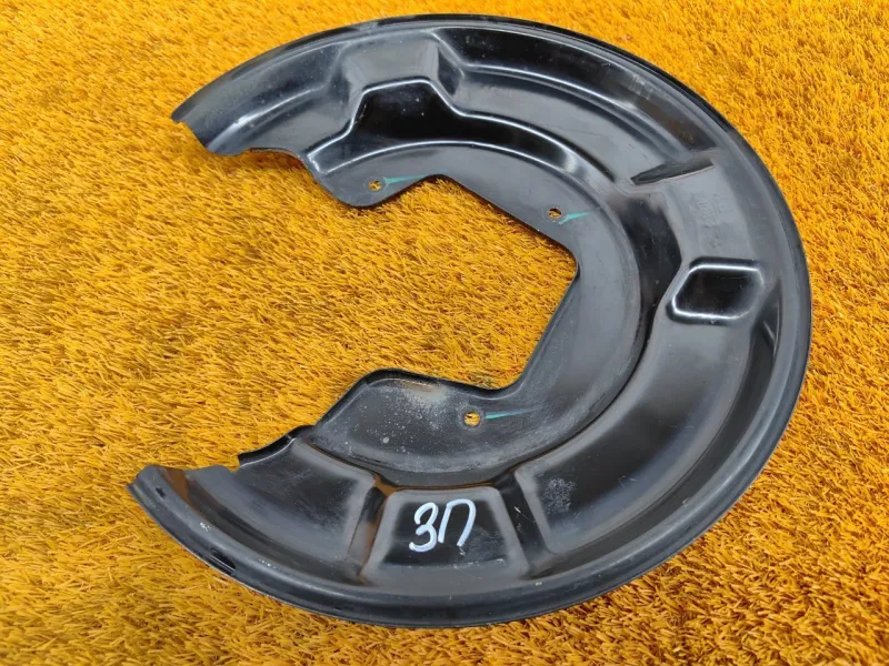 Пыльник тормозного диска