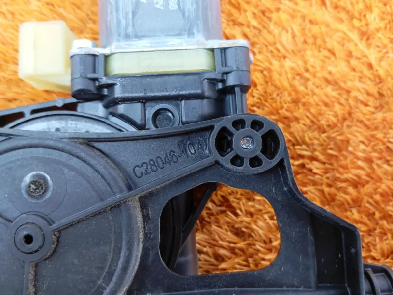 Стеклоподъемник