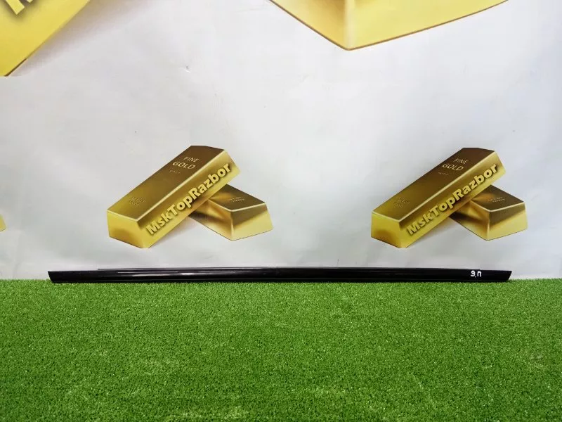 Молдинг двери