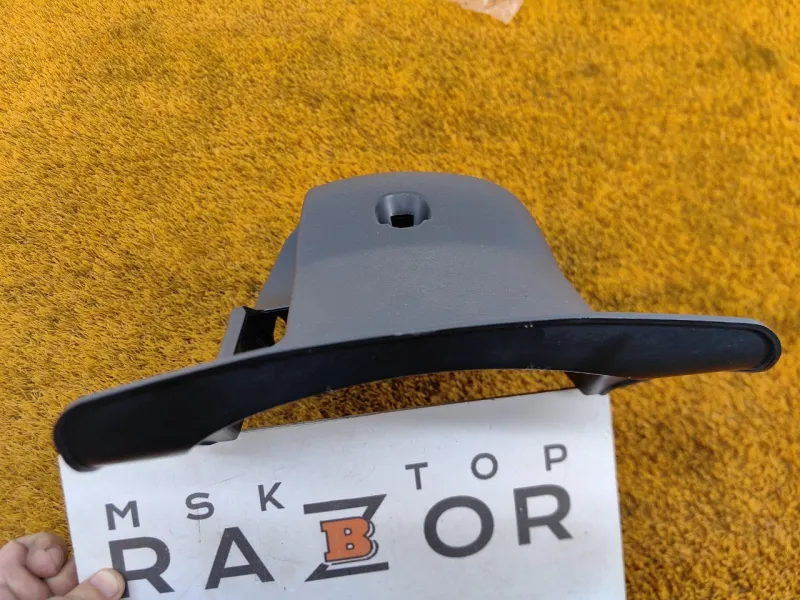 Кожух рулевой колонки