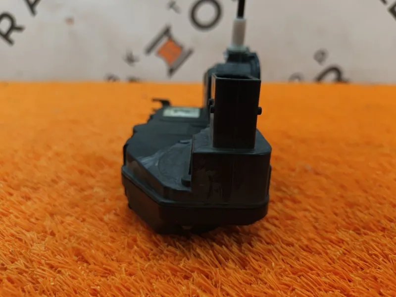 Замок двери