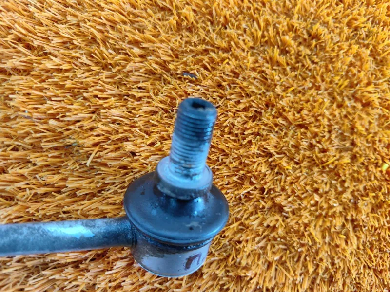 Стойка стабилизатора