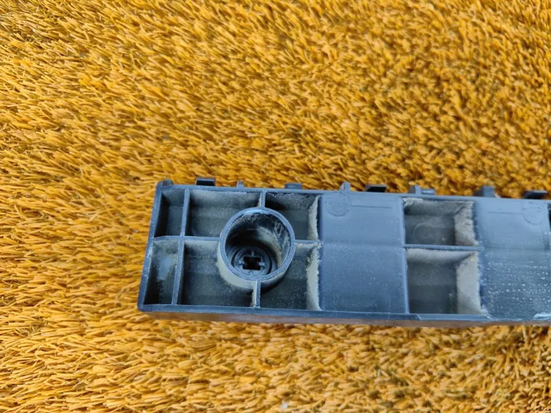 Кронштейн бампера