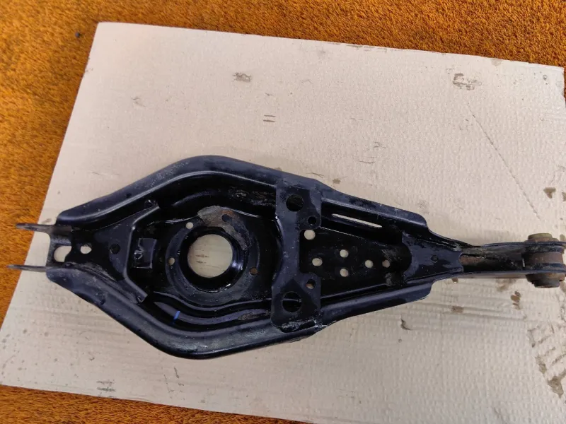 Рычаг подвески