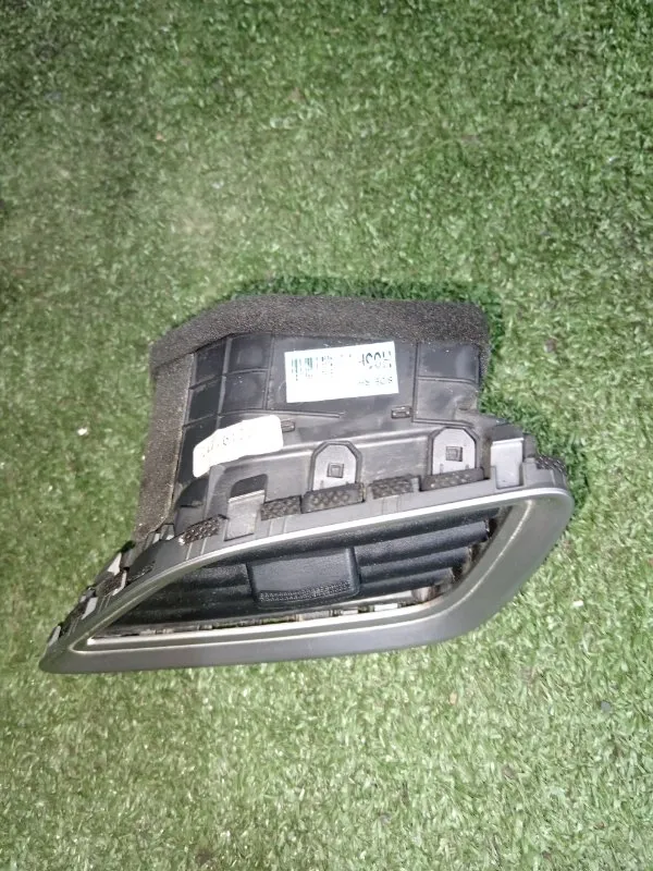 Решетка вентиляционная