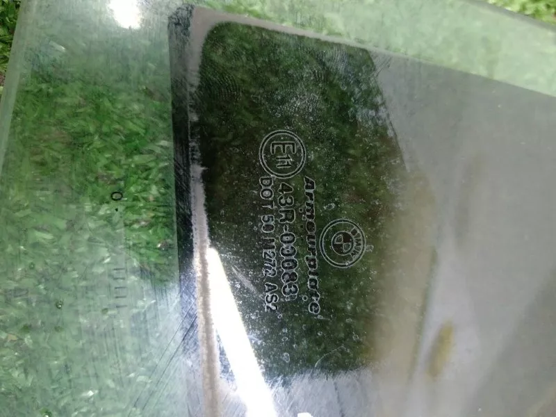 Стекло двери BMW 3-Series 2000 51348196027 E46, заднее левое