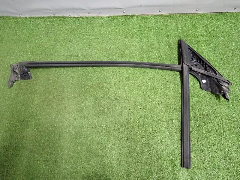 Уплотнитель стекла двери