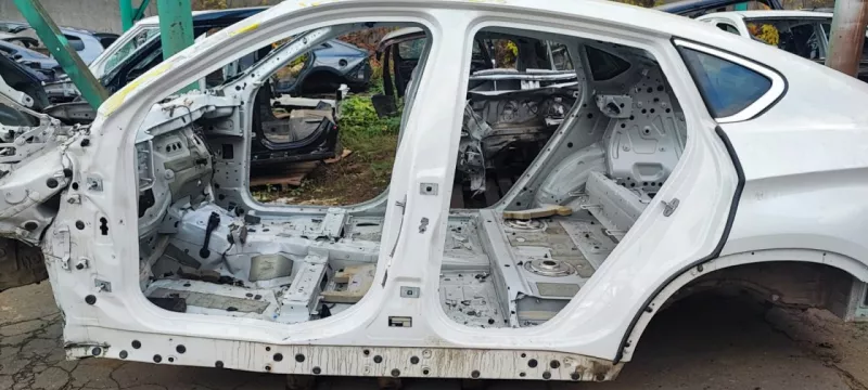 Порог с центральной стойкой