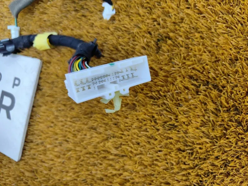 Проводка центральной консоли