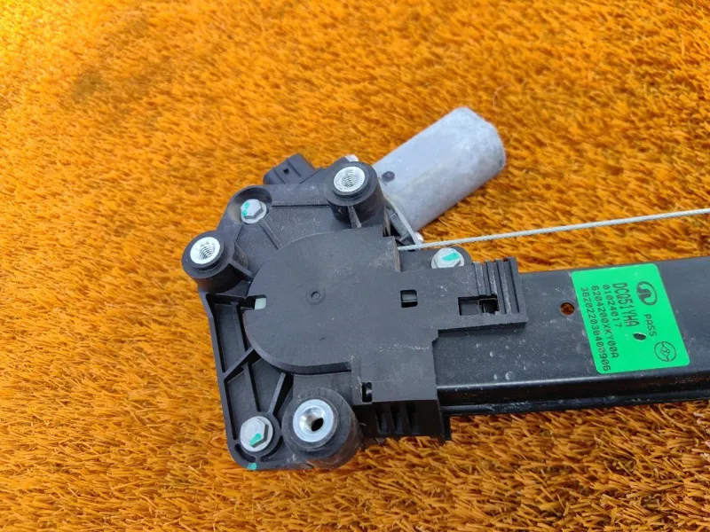 Стеклоподъемник