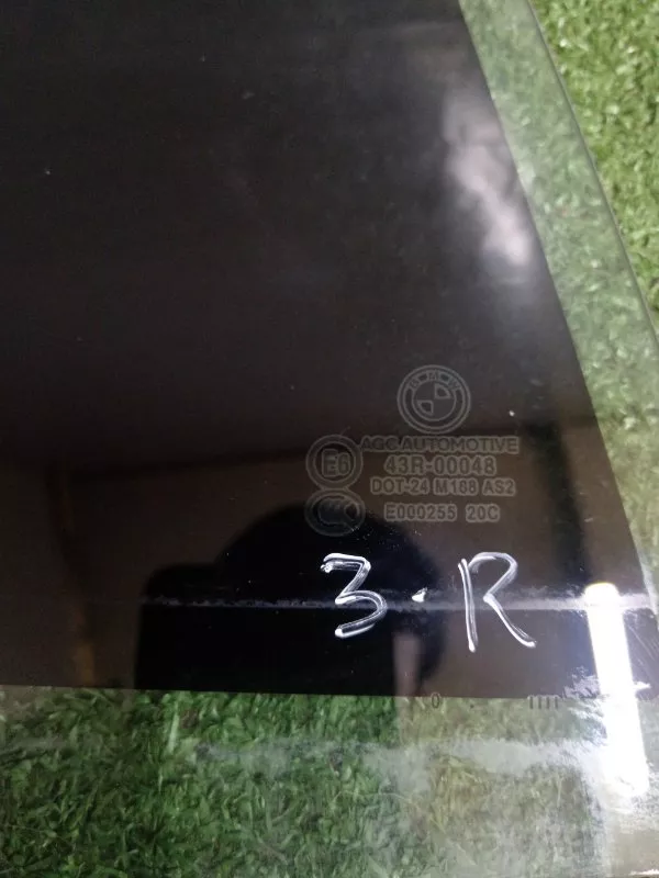 Стекло двери