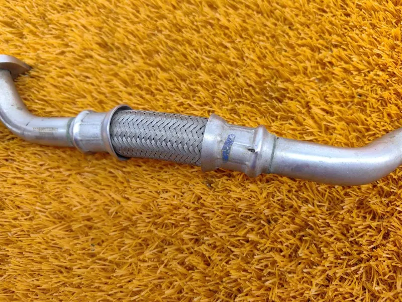 Трубка турбокомпрессора