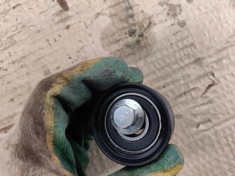 Ролик ГРМ обводной