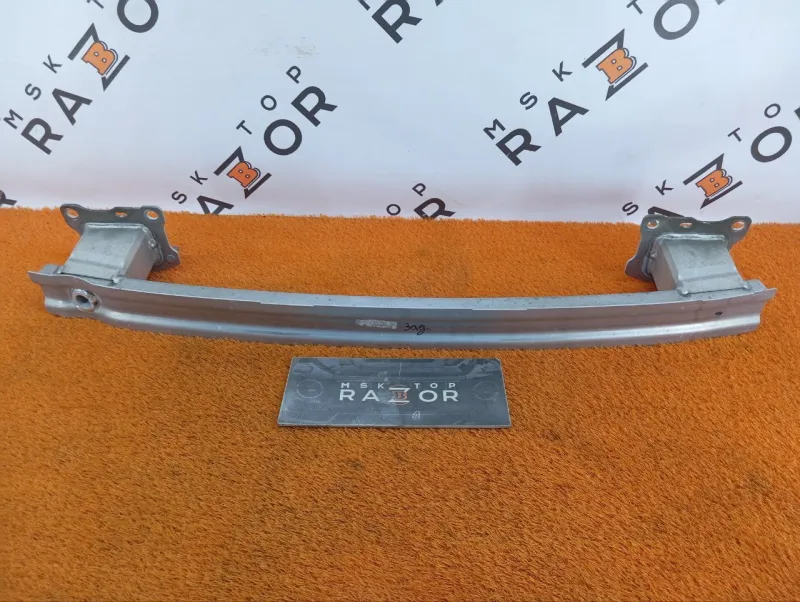 Усилитель бампера