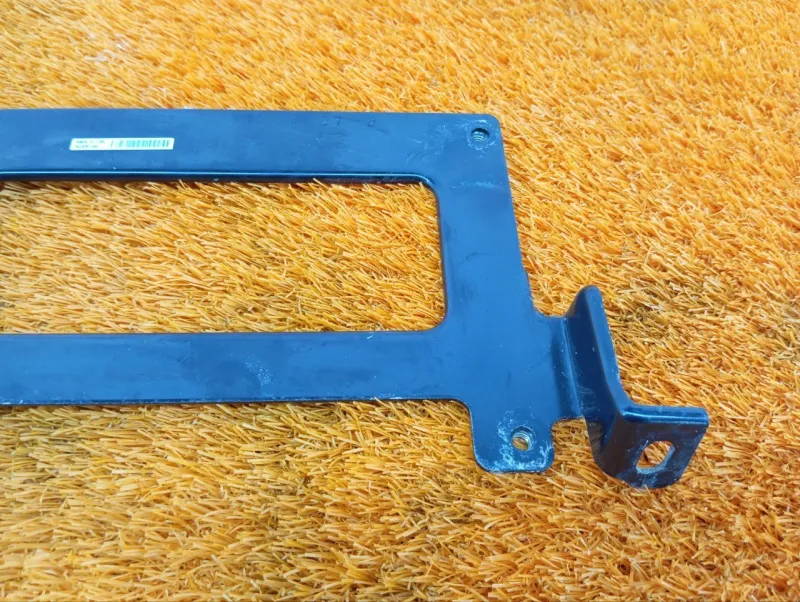 Кронштейн блока управления двигателем