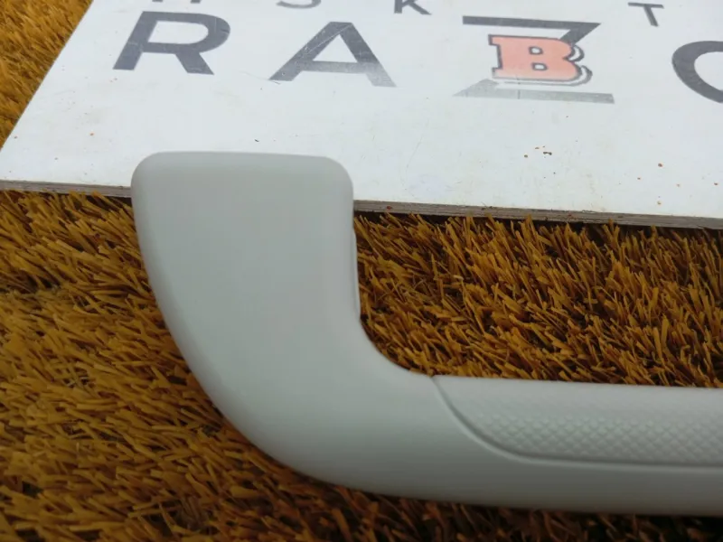 Ручка потолка