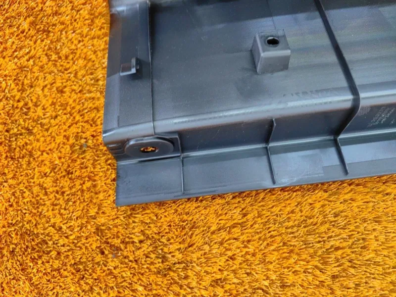 Накладка замка багажника