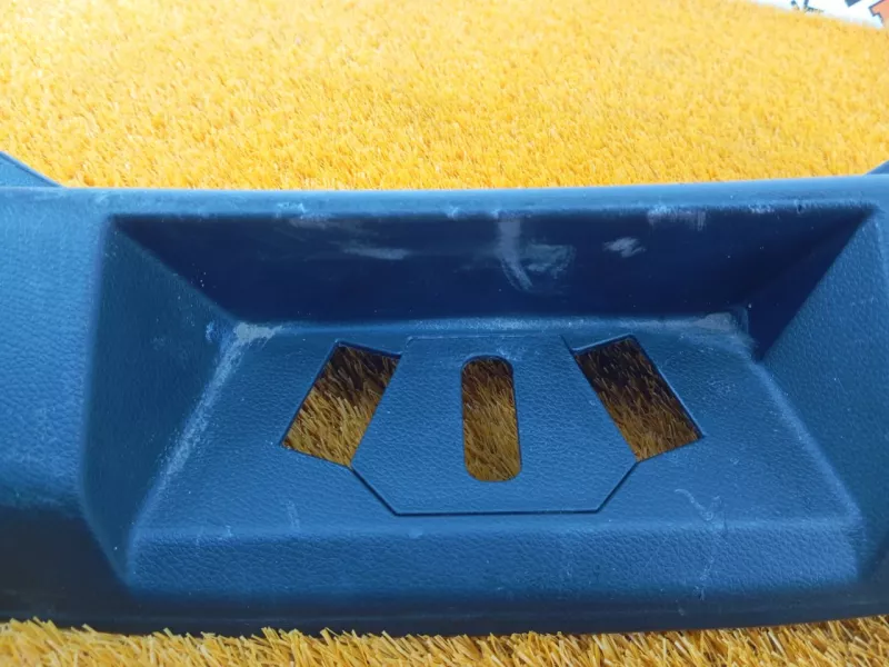 Обшивка багажника