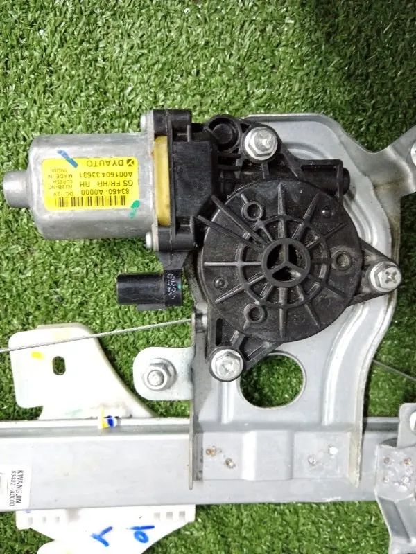 Стеклоподъемник