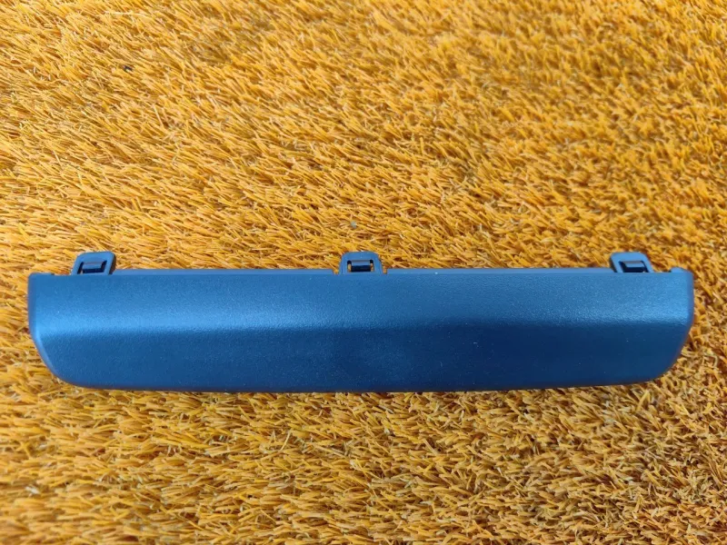 Накладка на торпедо