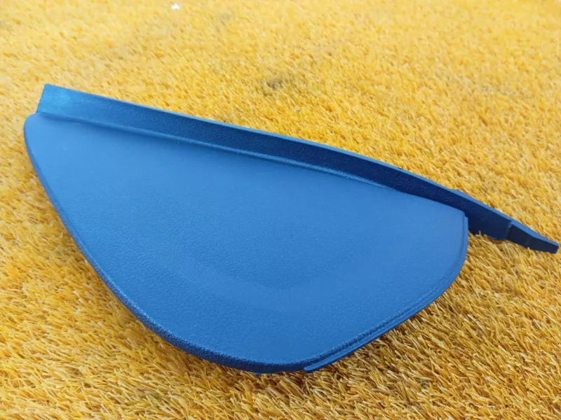 Накладка на торпедо