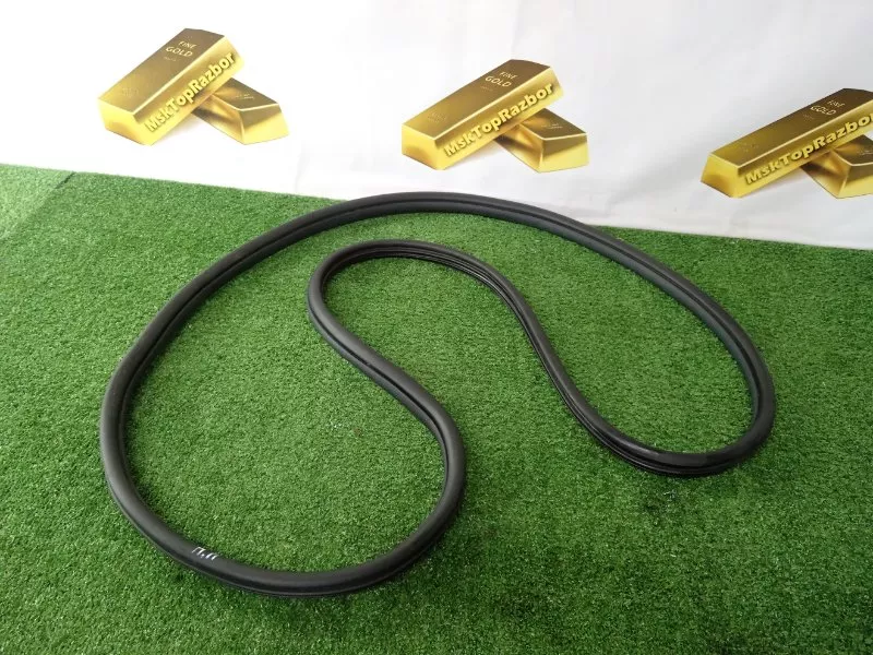 Уплотнитель проема двери