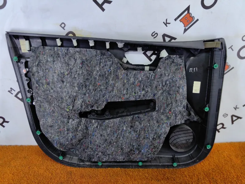 Обшивка двери