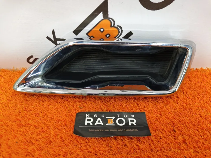 Молдинг бампера