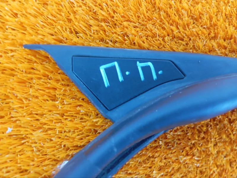 Уплотнитель двери