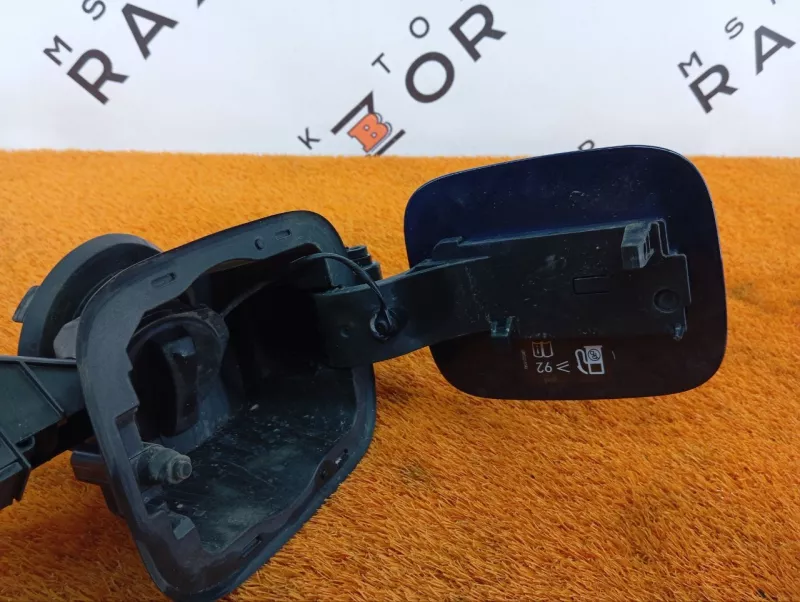 Лючок топливного бака Chery Tiggo 8 Pro 2023 503000028AA SQRF4J16C